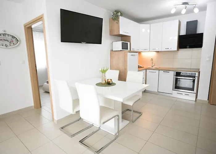 Apartamento Dikka - Mulo Zadar *
